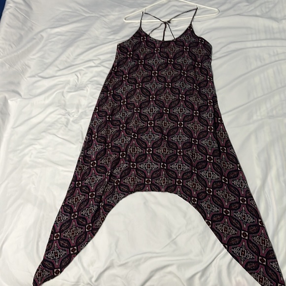 Harlow purple geometrical patterned asymmetrical beach dress - Picture 6 of 9